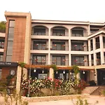 Regina Maria Design 4* Balcsik