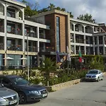 레지나 마리아 스파 디자인 4*