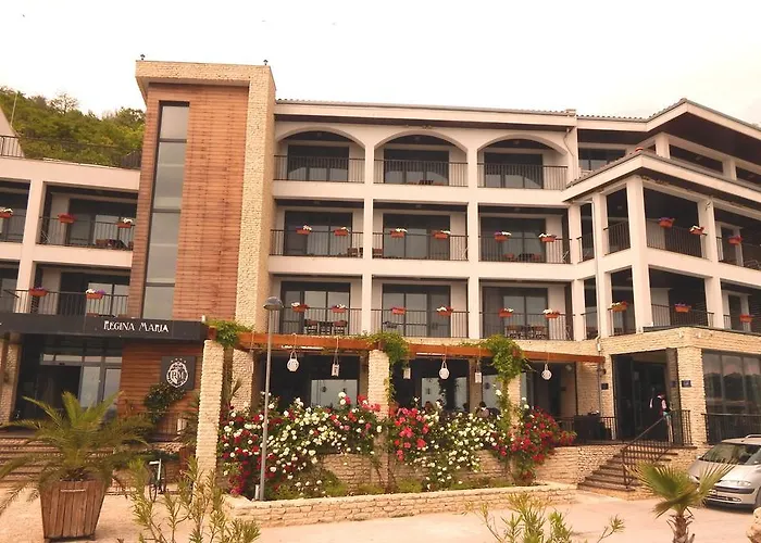 Regina Maria Design 4* Balcsik