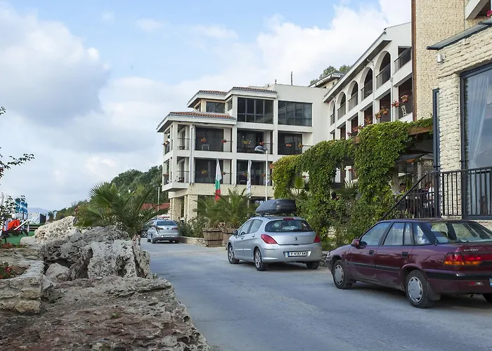 Regina Maria Design Balcsik